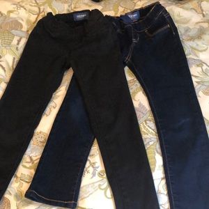 2 PAIRS OF OLD NAVY JEGGINGS - BLACK AND BLUE